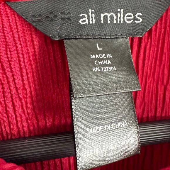 NEW NWT Ali Miles Large Vibrant Red Velvet Wearable Art Christmas Shirt Top - Picture 2 of 8